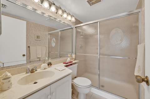 4444 NE Ocean Boulevard #B2 108, Jensen Beach FL - photo 21 of 28
