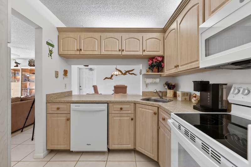 2 bedroom Condominium at 4444 NE Ocean Boulevard #B2 108, Jensen Beach Club Condo, Jensen Beach — photo 4