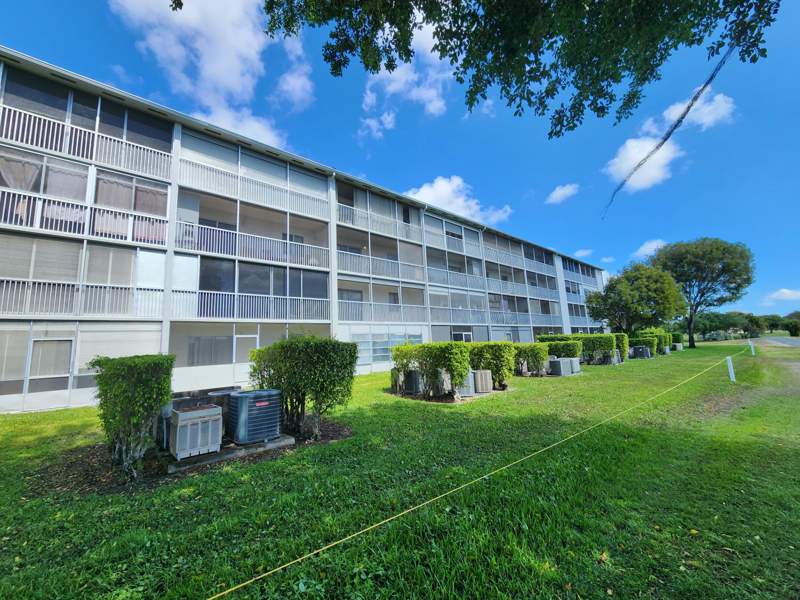 2 bedroom Condominium at 13550 SW 6th Court #306a, New Hampton At Century Village, Pembroke Pines — photo 2