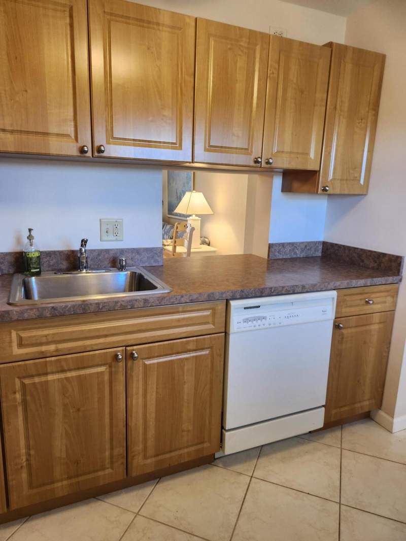 1 bedroom Condominium at 230 NE 26th Avenue #408, Village Royale On The Green Condo / Greenhaven, Boynton Beach — photo 5