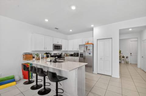 4326 Hammock Grove Drive, Lake Worth FL - photo 10 of 73