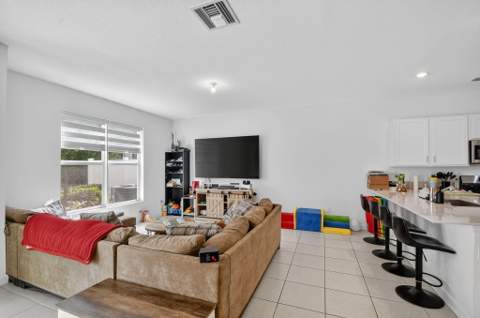 4326 Hammock Grove Drive, Lake Worth FL - photo 11 of 73