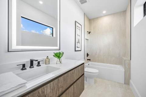 222 SE 5th Street, Delray Beach FL - photo 16 of 36