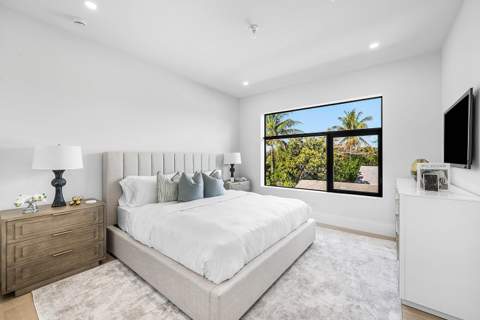222 SE 5th Street, Delray Beach FL - photo 21 of 36