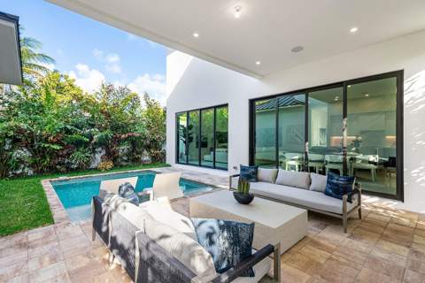 222 SE 5th Street, Delray Beach FL - photo 11 of 36