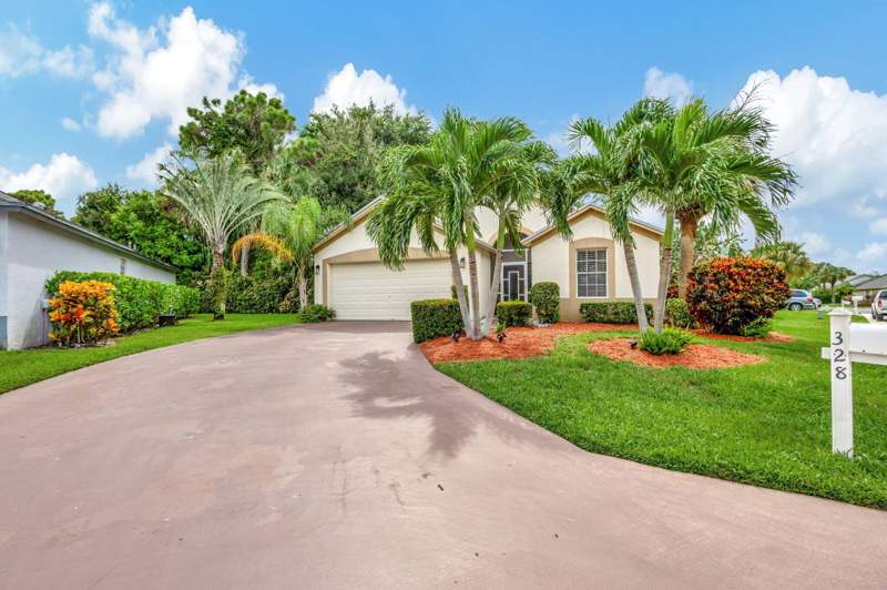 3 bedroom Single Family Residence at 328 Hammocks Trail, River Bridge Par 2F, Greenacres — photo 3