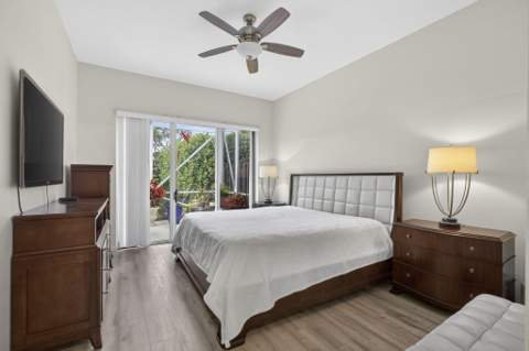 8281 Heritage Club Dr Drive, West Palm Beach FL - photo 13 of 71