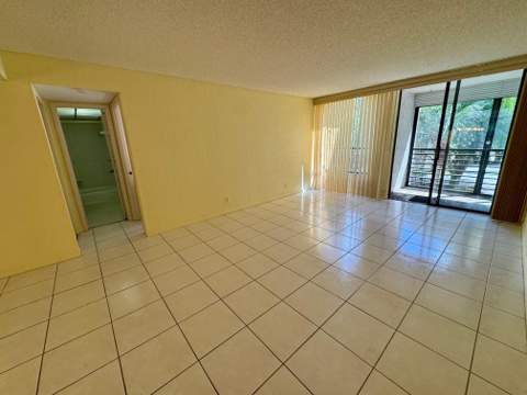 8050 W Mcnab Road #320, Tamarac FL - photo 10 of 24