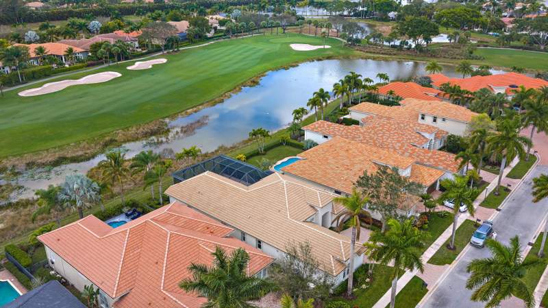 3 bedroom Single Family Residence at 7011 Isla Vista Drive, Ibis Golf & Country Club - Isla Vista, West Palm Beach — photo 3