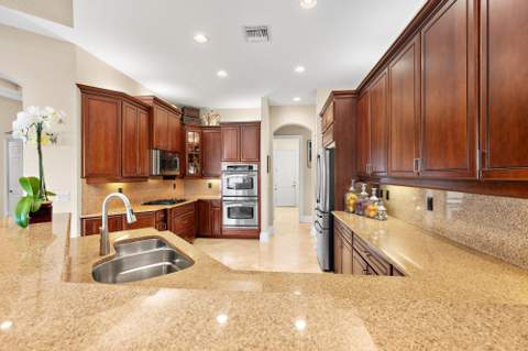 7011 Isla Vista Drive, West Palm Beach FL - photo 12 of 60