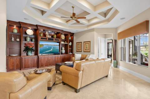 7011 Isla Vista Drive, West Palm Beach FL - photo 10 of 60