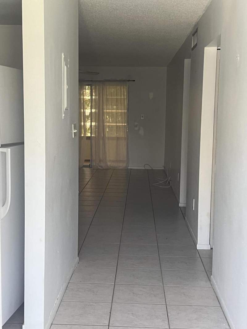 1 bedroom Condominium at 1151 Carlton Court #103, Colonnades Condominium , Fort Pierce — photo 2