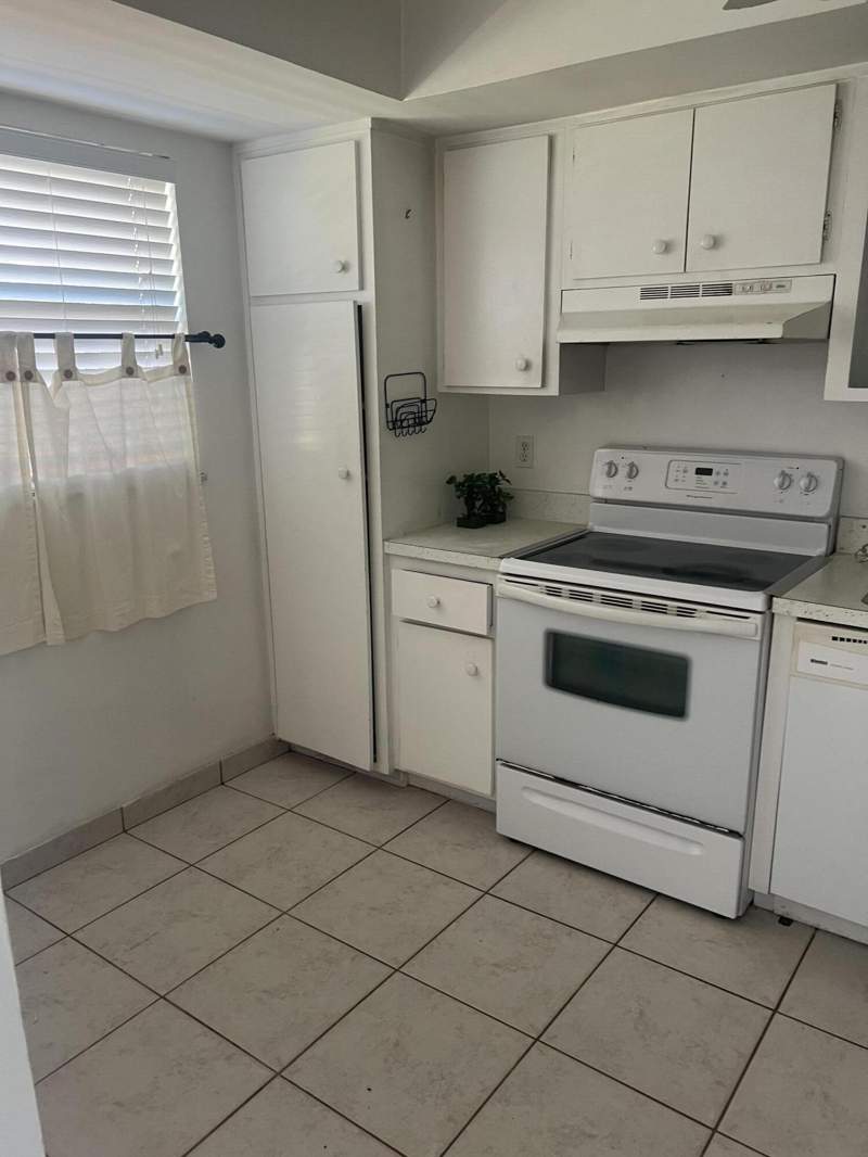 1 bedroom Condominium at 1151 Carlton Court #103, Colonnades Condominium , Fort Pierce — photo 3