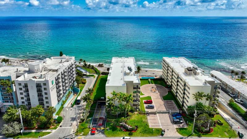 2 bedroom Condominium at 1239 Hillsboro Mile #403, Port De Mer Condo, Hillsboro Beach — photo 2