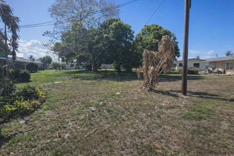 218 Olive Avenue, Port St. Lucie FL - photo 14 of 16