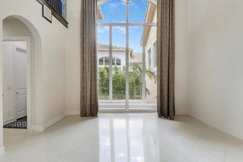 167 Rosalia Court, Jupiter FL - photo 9 of 79