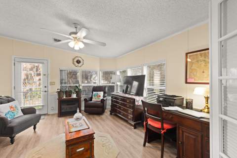245 Camino Del Rio, Port St. Lucie FL - photo 11 of 36