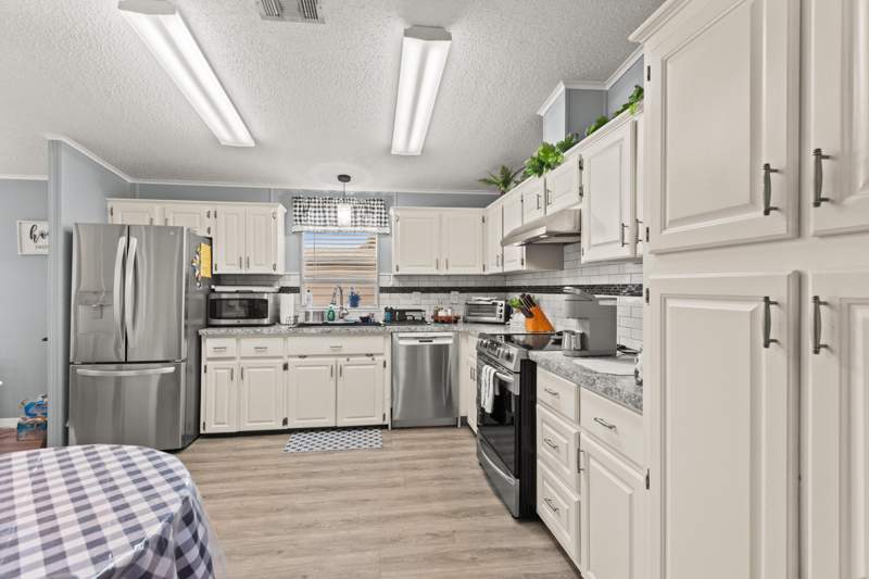 2 bedroom Manufactured Home at 245 Camino Del Rio, Spanish Lakes Riverfront, Port St. Lucie — photo 2