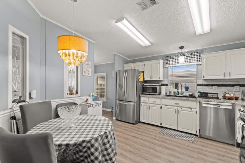2 bedroom Manufactured Home at 245 Camino Del Rio, Spanish Lakes Riverfront, Port St. Lucie — photo 3