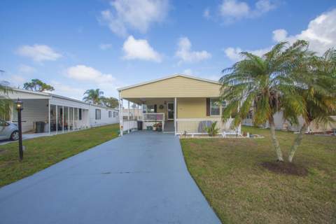 245 Camino Del Rio, Port St. Lucie FL - photo 24 of 36