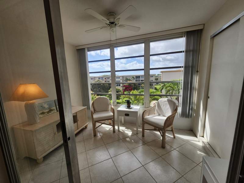 1 bedroom Condominium at 230 NE 26th Avenue #408, Village Royale On The Green Condo / Greenhaven, Boynton Beach — photo 2