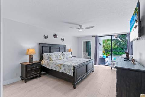 2442 Windsor Way Court, Wellington FL - photo 19 of 46