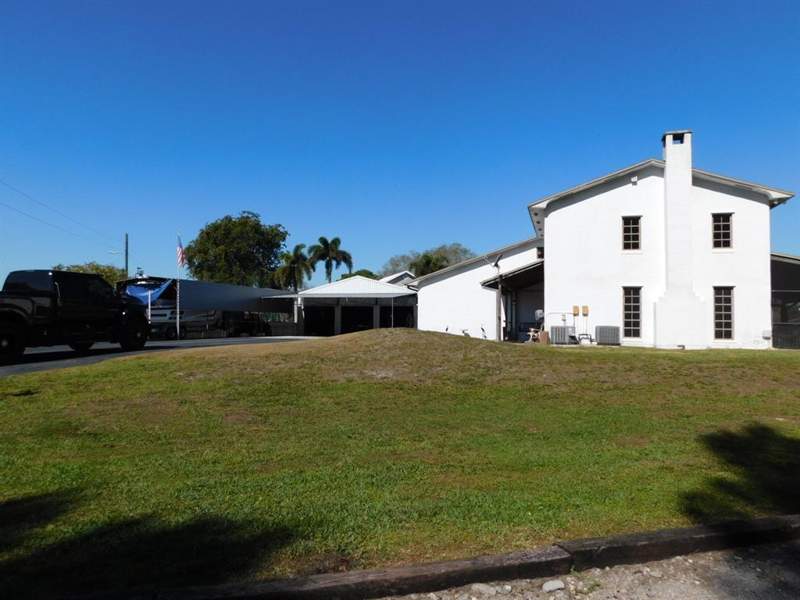 3 bedroom Single Family Residence at 14201 SW 48th Court, Country Club Ranches Sec 3, Miramar — photo 4