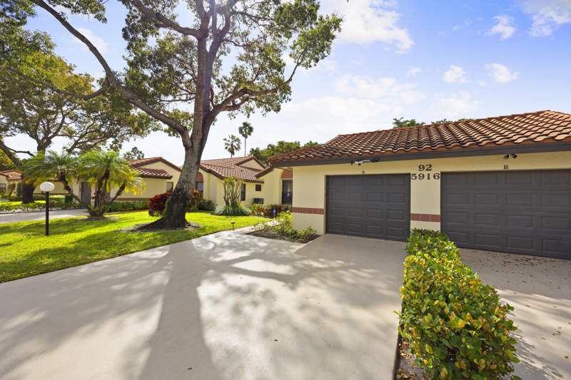 3 bedroom Villa at 5916 Sunswept Lane #A, Palm Chase Lakes Condo, Boynton Beach — photo 3