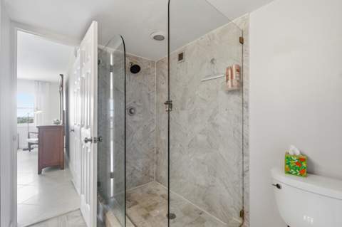 1200 Hibiscus Avenue #1101, Pompano Beach FL - photo 8 of 59
