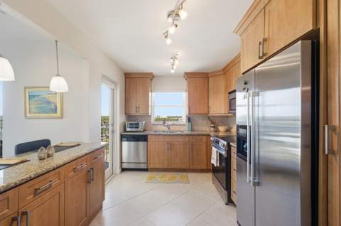 1200 Hibiscus Avenue #1101, Pompano Beach FL - photo 16 of 59