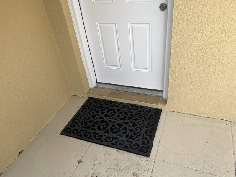 2 bedroom Townhouse at 1916 19th Lane, Garden Lakes And Garden Square Shops, Palm Beach Gardens — photo 3