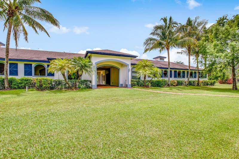 12 bedroom Single Family Residence at 5656 South Shore Boulevard, Palm Glade Ranches Unrec, Wellington — photo 4