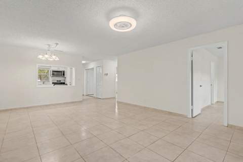437 SW Natura Avenue #F, Deerfield Beach FL - photo 9 of 26