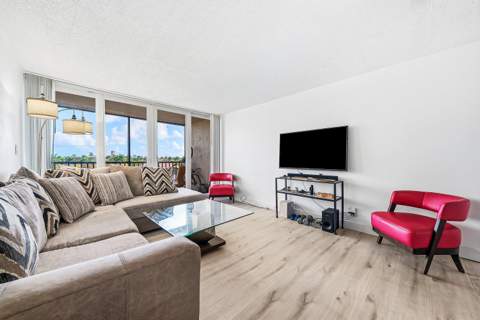 6 Royal Palm Way #605, Boca Raton FL - photo 11 of 50