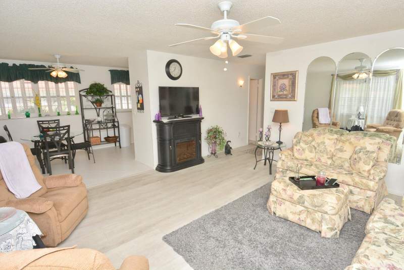 2 bedroom Condominium at 1225 NW 21st Street #309, Vista Del Lago Condo, Stuart — photo 3