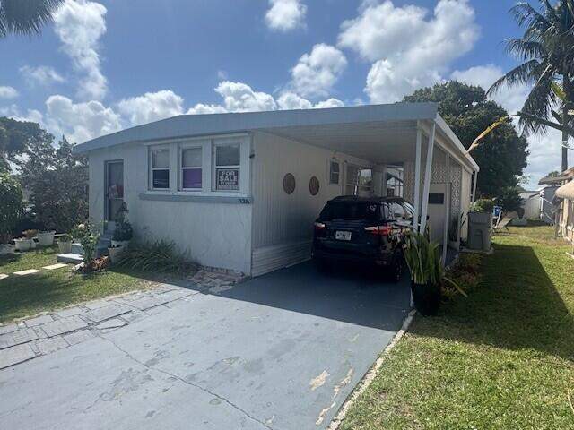 2 bedroom Manufactured Home at 128 Havenwood Drive, Havenwood Park, Pompano Beach — photo 4