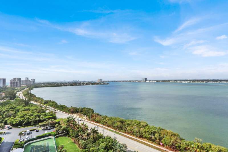 2 bedroom Condominium at 5380 N Ocean Drive #18a, Eastpointe Condo, Singer Island — photo 2