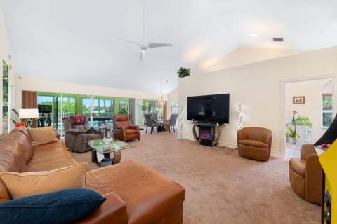 2370 Saratoga Bay Drive, West Palm Beach FL - photo 9 of 42