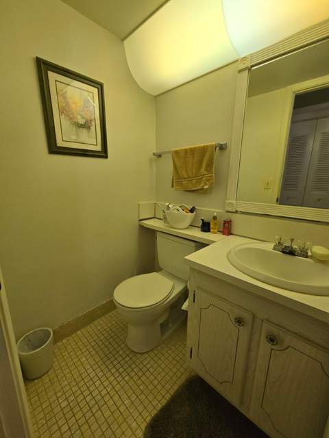 1010 Berkshire A, Deerfield Beach FL - photo 10 of 34