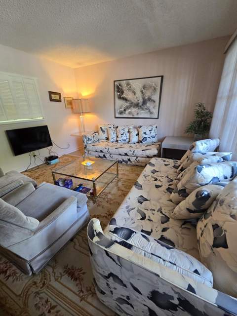 1010 Berkshire A, Deerfield Beach FL - photo 23 of 34
