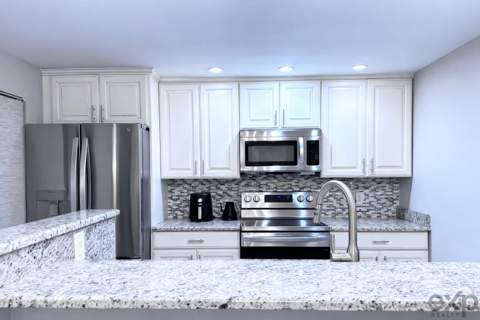 1008 10th Way, West Palm Beach FL - photo 12 of 31