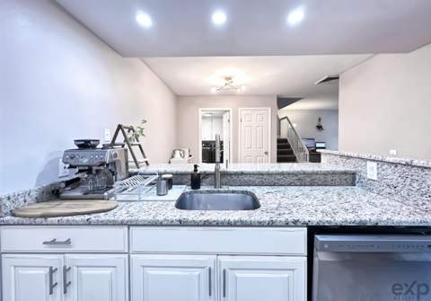 1008 10th Way, West Palm Beach FL - photo 13 of 31