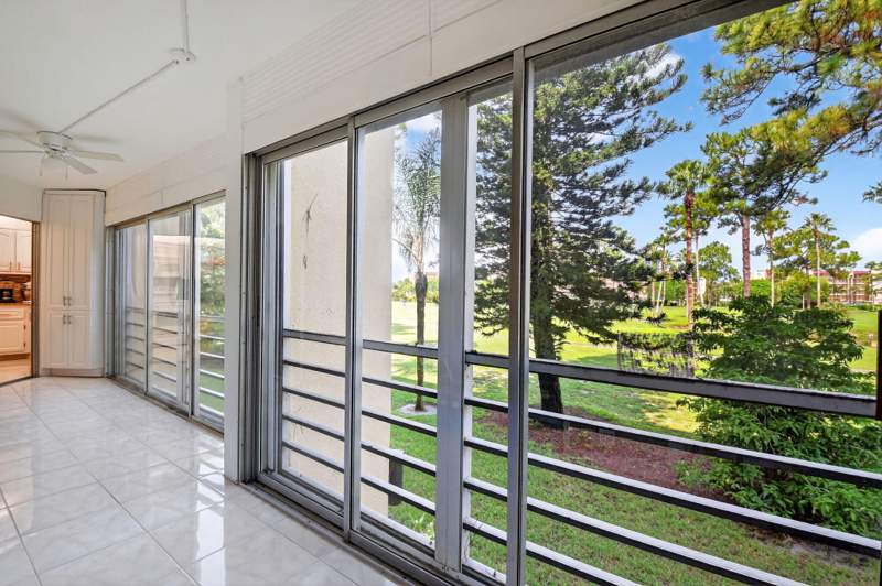 2 bedroom Condominium at 3810 Via Poinciana #206, Poinciana Place Condo 1,2,8 And 9, Lake Worth — photo 5