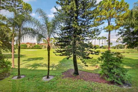 3810 Via Poinciana #206, Lake Worth FL - photo 19 of 46