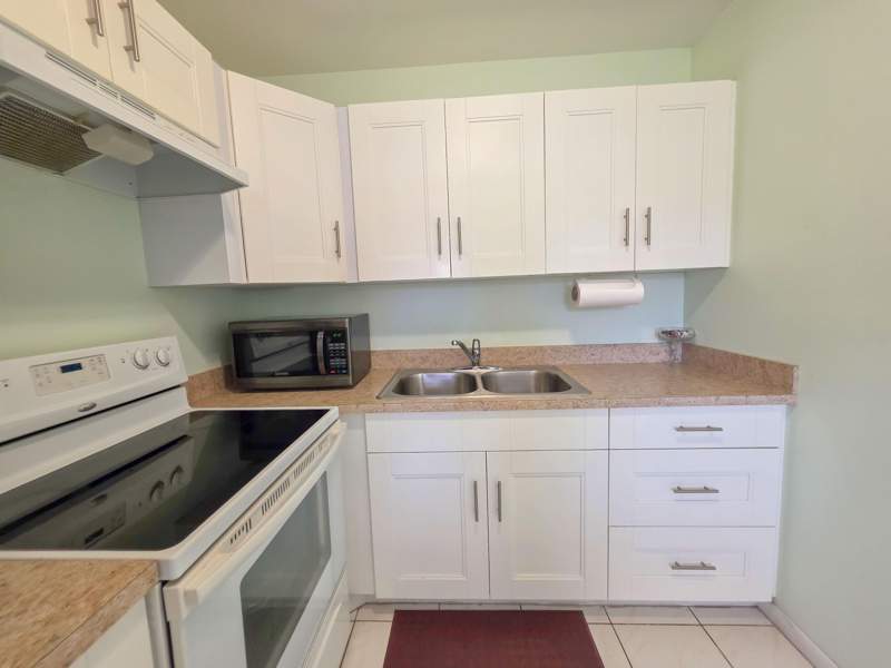 2 bedroom Condominium at 291 Norwich M, Norwich Condo, West Palm Beach — photo 5