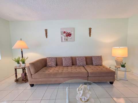 291 Norwich M, West Palm Beach FL - photo 9 of 22