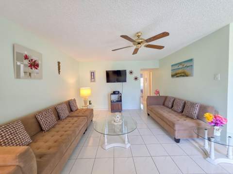 291 Norwich M, West Palm Beach FL - photo 10 of 22