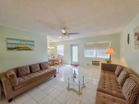 291 Norwich M, West Palm Beach FL - photo 11 of 22