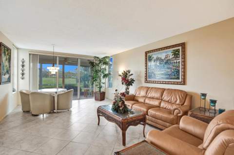 806 Cypress Boulevard #104, Pompano Beach FL - photo 12 of 111