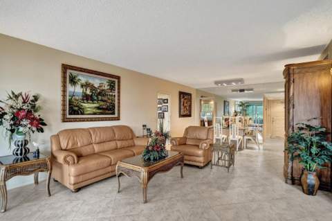806 Cypress Boulevard #104, Pompano Beach FL - photo 10 of 111